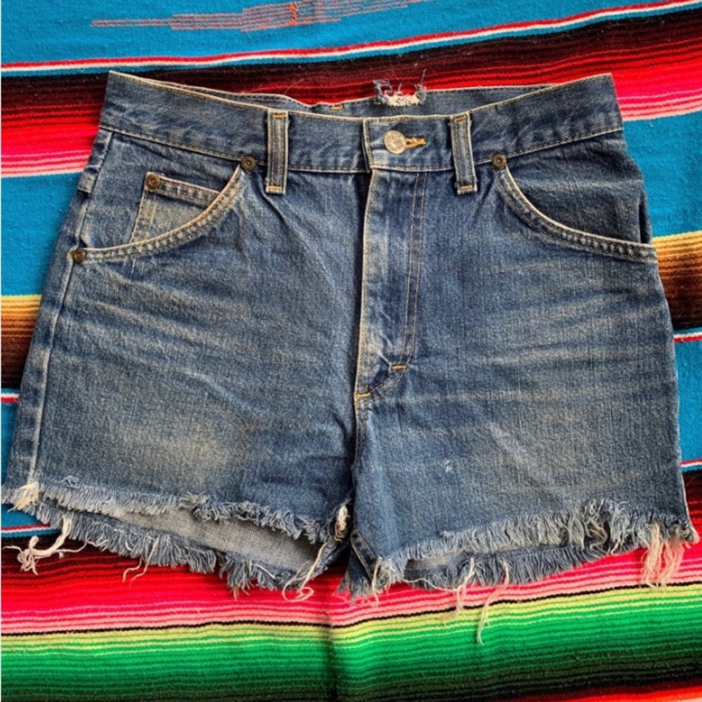 Vintage Lee Jeans cutoff denim jean shorts